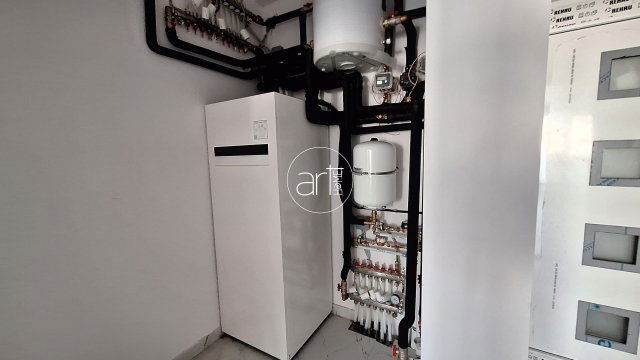 Eladó téglalakás, Szegeden 72.8 M Ft, 2+1 szobás