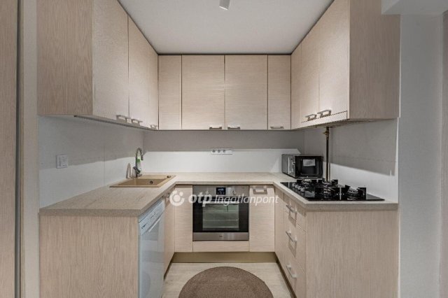 Eladó téglalakás, Budapesten, I. kerületben 99.9 M Ft