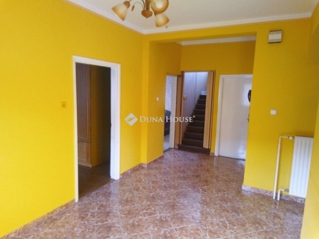 Eladó családi ház, Csákánydoroszlón 69 M Ft, 5 szobás