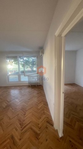 Eladó panellakás, Pécsett, Bajcsy-Zsilinszky utcában 59 M Ft