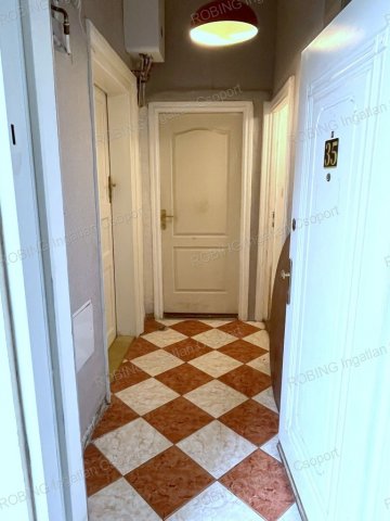 Eladó téglalakás, Budapesten, IX. kerületben, Üllői úton