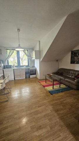 Eladó téglalakás, Debrecenben 134 M Ft, 6 szobás