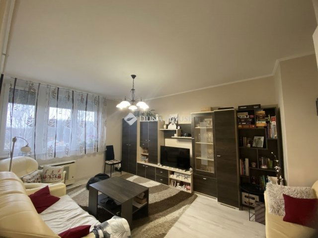 Eladó téglalakás, Hódmezővásárhelyen 43.8 M Ft, 2 szobás