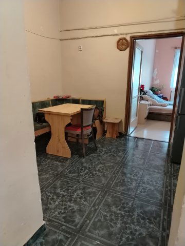 Eladó családi ház, Kaposváron 17.5 M Ft, 2 szobás