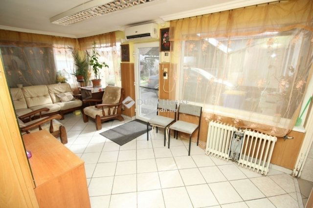 Eladó családi ház, Kecskeméten 27.9 M Ft, 2 szobás