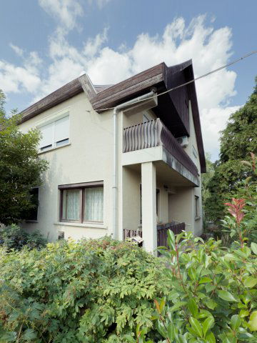 Eladó családi ház, Pécelen 149.9 M Ft, 7 szobás