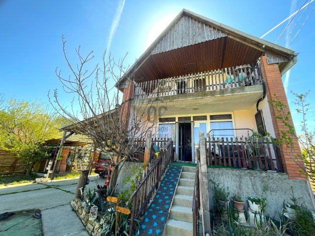 Eladó nyaraló, Dömsödön 49 M Ft, 2 szobás