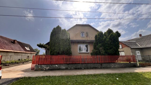 Eladó családi ház, Tiszakeszin 11.5 M Ft, 3 szobás
