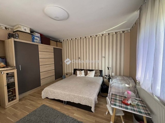 Eladó családi ház, Ceglédbercelen 65.9 M Ft, 3 szobás