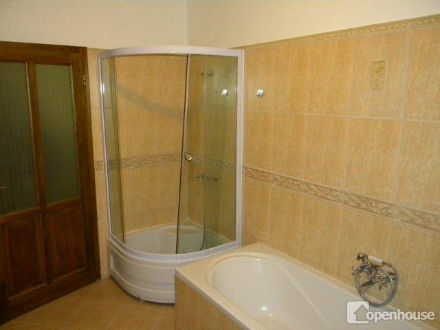 Eladó családi ház, Galambokon 360 M Ft, 21 szobás