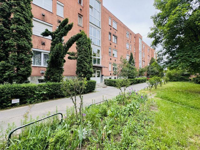 Eladó téglalakás, Miskolcon 27 M Ft, 2 szobás