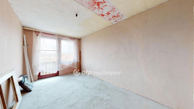 Eladó családi ház, Encsen 9.9 M Ft, 2+2 szobás