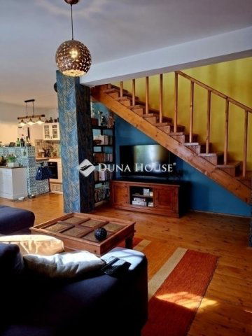 Eladó családi ház, Pogányon 109 M Ft, 2+4 szobás