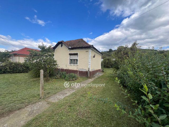 Eladó családi ház, Tarnaleleszen 5 M Ft, 3 szobás