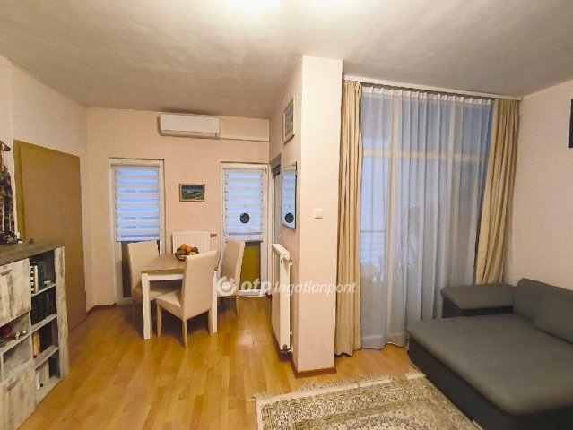 Eladó téglalakás, Budapesten, VIII. kerületben 78 M Ft