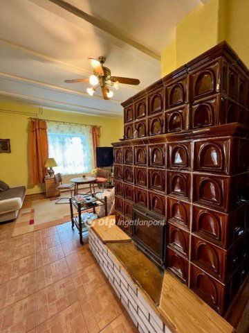 Eladó családi ház, Balatonfüreden 115 M Ft, 2+1 szobás