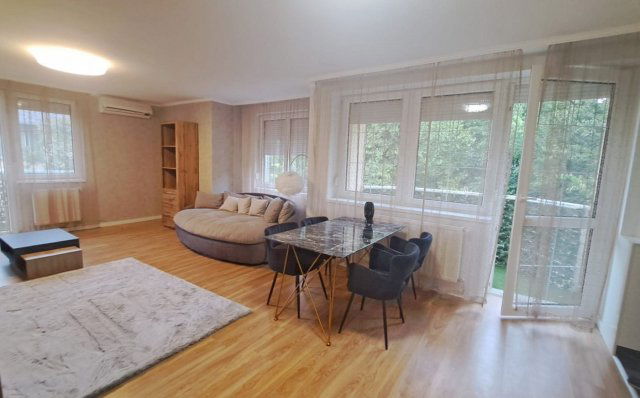 Kiadó téglalakás, albérlet, Debrecenben 400 E Ft / hó, 3 szobás