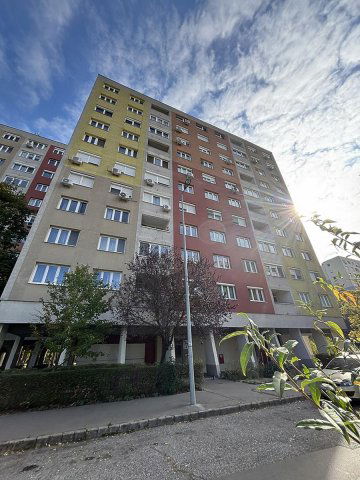 Eladó panellakás, Budapesten, III. kerületben 68.9 M Ft, 2 szobás