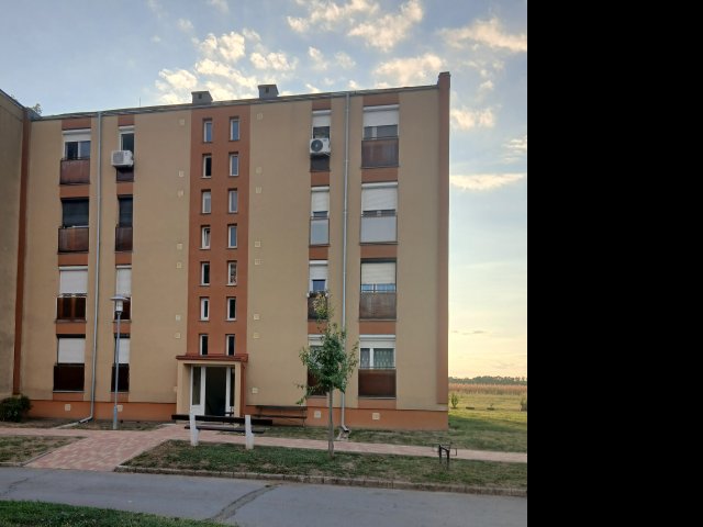 Eladó panellakás, Beremenden 21.9 M Ft, 2 szobás