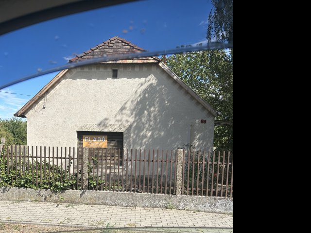 Eladó családi ház, Felcsúton 45 M Ft, 4 szobás