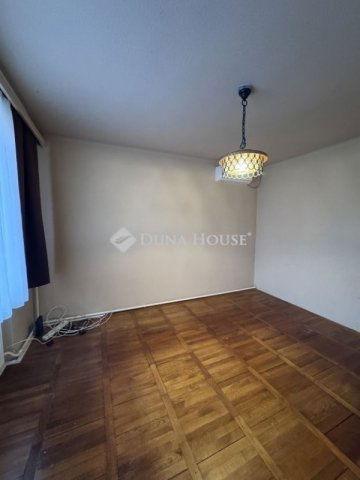 Eladó családi ház, Ceglédbercelen 64.9 M Ft, 5 szobás