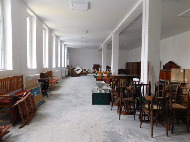 Eladó ipari ingatlan, Szombathelyen 87 M Ft / költözzbe.hu