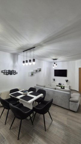 Kiadó téglalakás, albérlet, Pécsett 391 E Ft / hó, 3 szobás