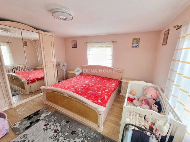 Eladó családi ház, Ercsiben 19.5 M Ft, 1 szobás