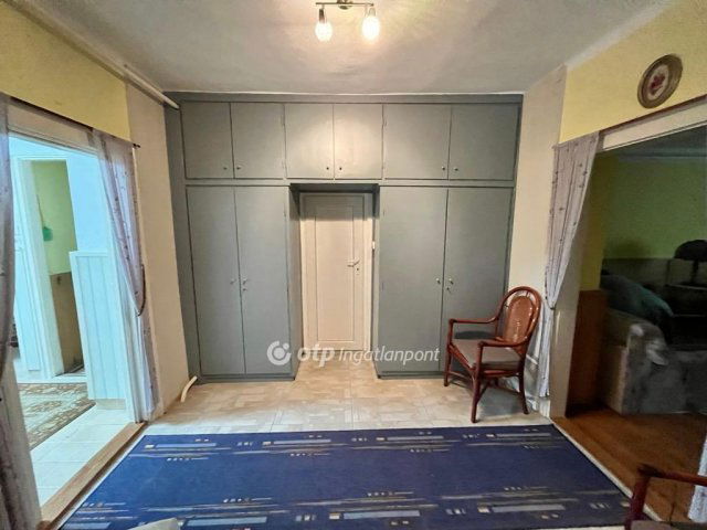 Eladó családi ház, Adonyban 41 M Ft, 2 szobás
