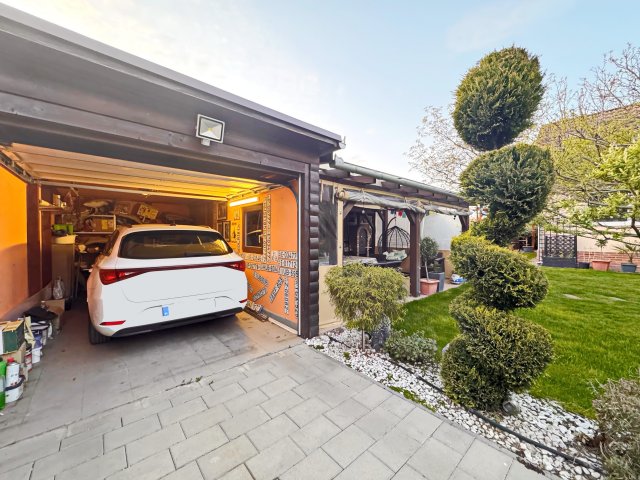 Eladó családi ház, Debrecenben 105.9 M Ft, 3 szobás