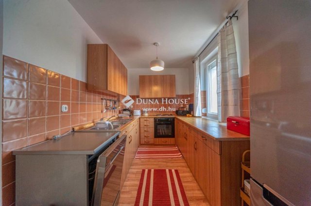 Eladó családi ház, Domonyban 117 M Ft, 4 szobás