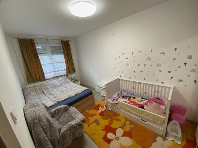 Eladó panellakás, Nyíregyházán 47.9 M Ft, 3 szobás