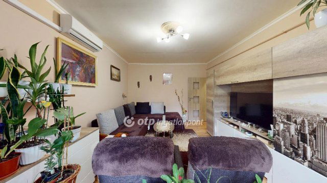 Eladó téglalakás, Miskolcon 34.9 M Ft, 2 szobás