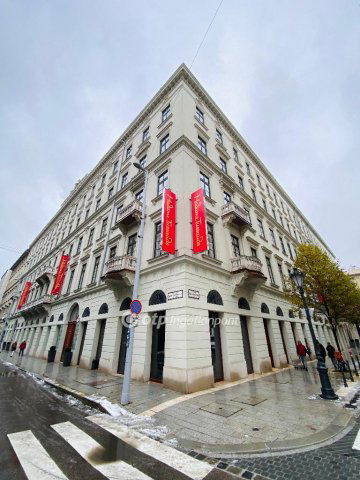 Kiadó téglalakás, albérlet, Budapesten, V. kerületben, 4 szobás