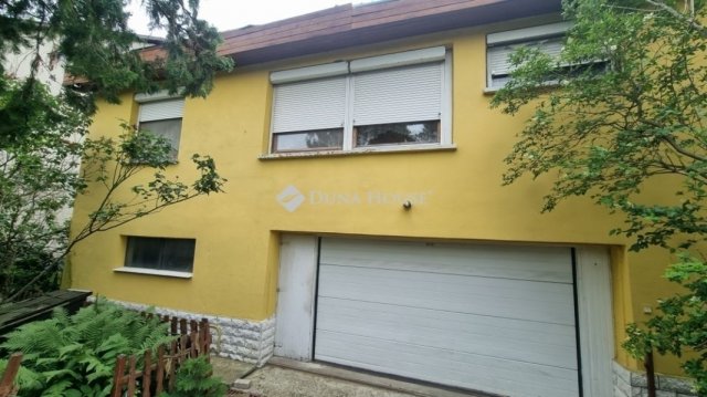 Eladó családi ház, Budaörsön 168 M Ft, 3 szobás