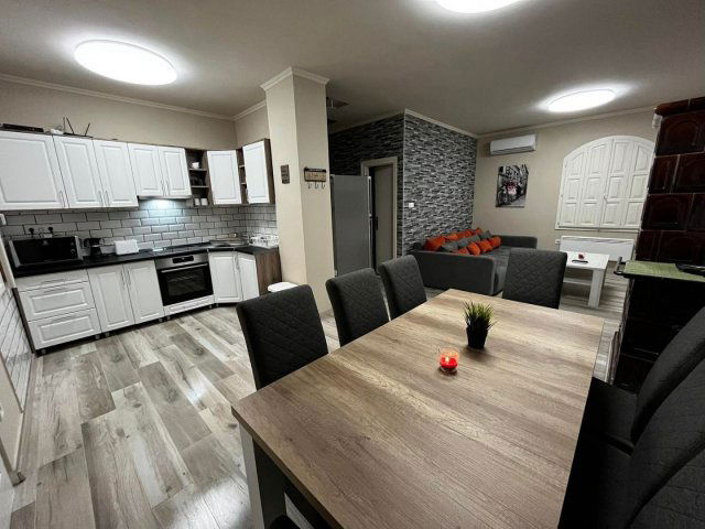 Eladó nyaraló, Békésszentandráson 99 M Ft, 3 szobás