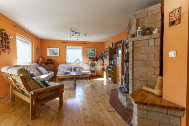 Eladó családi ház, Úrhidán 94.9 M Ft, 6 szobás