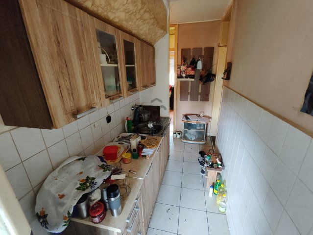 Eladó panellakás, Pétfürdőn 25.9 M Ft, 3 szobás