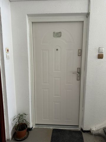 Kiadó panellakás, albérlet, Várpalotán, Felsőinkám utcában