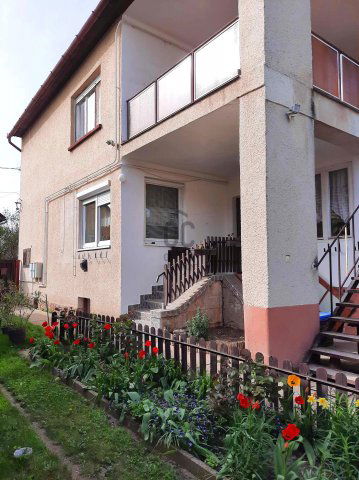 Eladó családi ház, Kismaroson 125 M Ft, 6 szobás