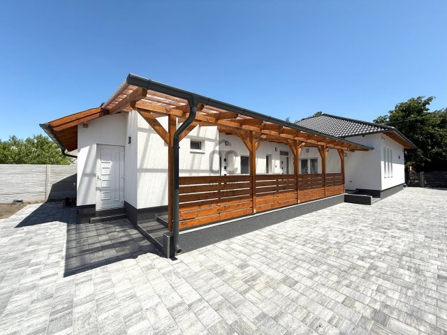 Kiadó családi ház, albérlet, Siófokon 600 E Ft / hó, 5 szobás