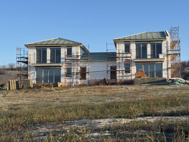 Eladó ikerház, Fóton 144.5 M Ft, 5 szobás / költözzbe.hu