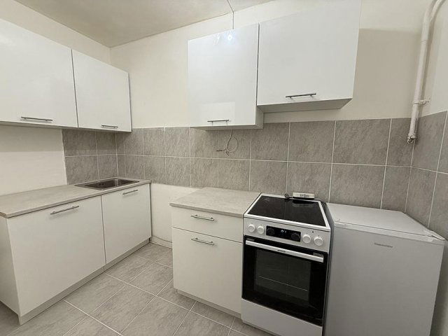 Eladó panellakás, Budapesten, III. kerületben 71.9 M Ft, 2 szobás