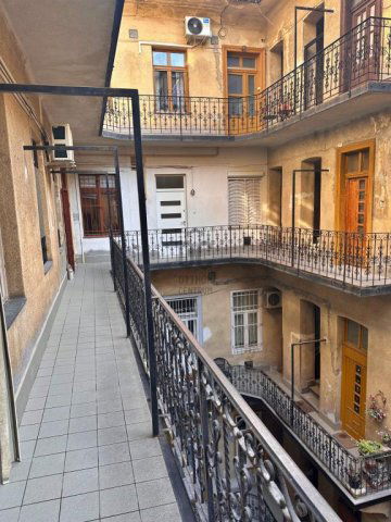 Eladó téglalakás, Budapesten, VIII. kerületben 94.89 M Ft