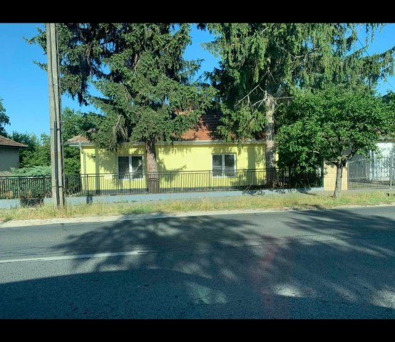 Eladó családi ház, Balatonbogláron 37 M Ft, 2+1 szobás