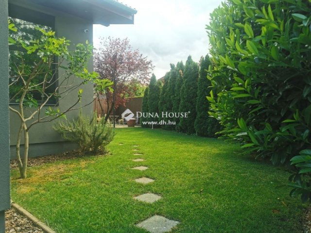 Eladó családi ház, Miskolcon 112 M Ft, 5 szobás