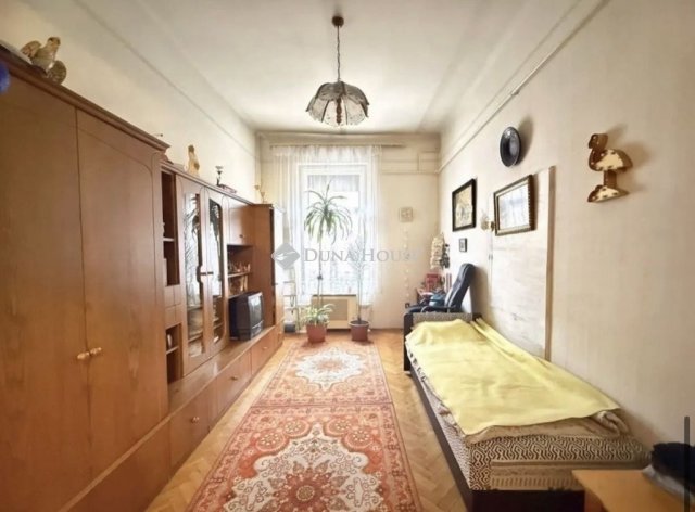 Eladó téglalakás, Budapesten, VII. kerületben 89.9 M Ft