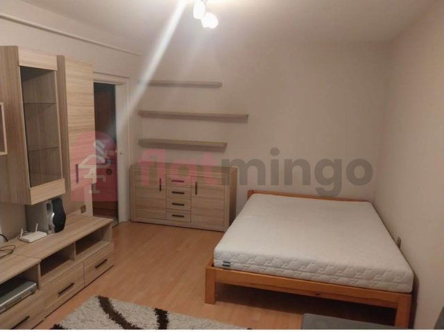 Eladó panellakás, Pécsett, Aidinger János úton 47 M Ft