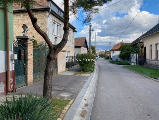 Eladó családi ház, Galgahévízen 45 M Ft, 3+1 szobás