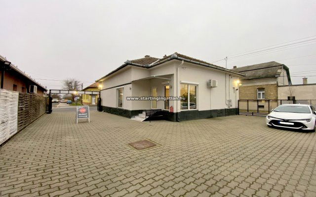 Eladó ipari ingatlan, XV. kerületben, Szentmihályi úton